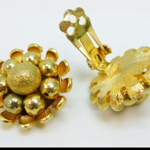 VNTG Lisner Duchess & Fashion Gold Tone CZ & Faux Pearl Jewelry & Brooch 128.5g - Picture 7 of 10